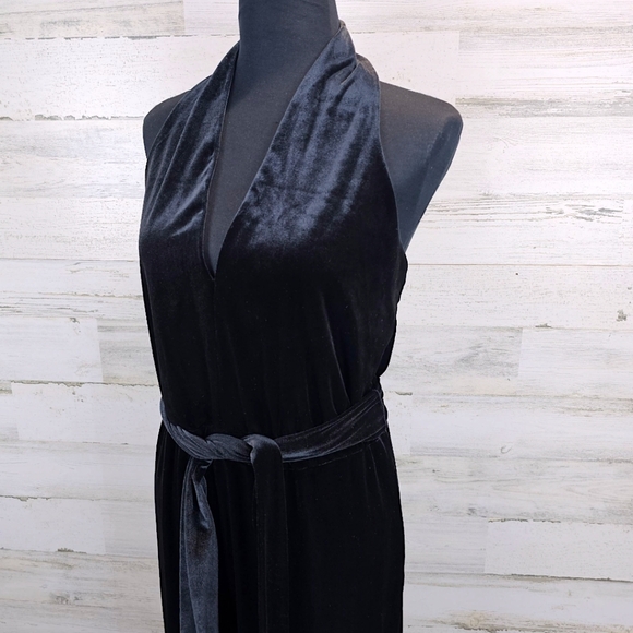 Banana Republic Womens Petite Velvet Halter Neck Jumpsuit 10P Black Party Chic - Picture 6 of 13